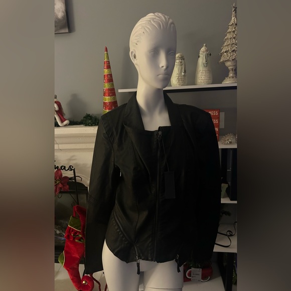 NEW WITH TAGS. BLANK NYC FAUX LEATHER MOTO JACKET VEGAN ZIP BLACK MEDIUM - Picture 1 of 7